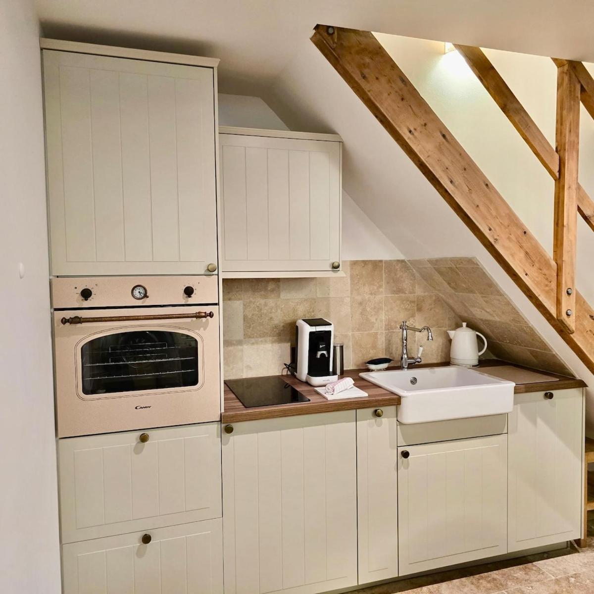 Le Cottage Maisonnette Dans Corps De Ferme Ollainville Exterior photo