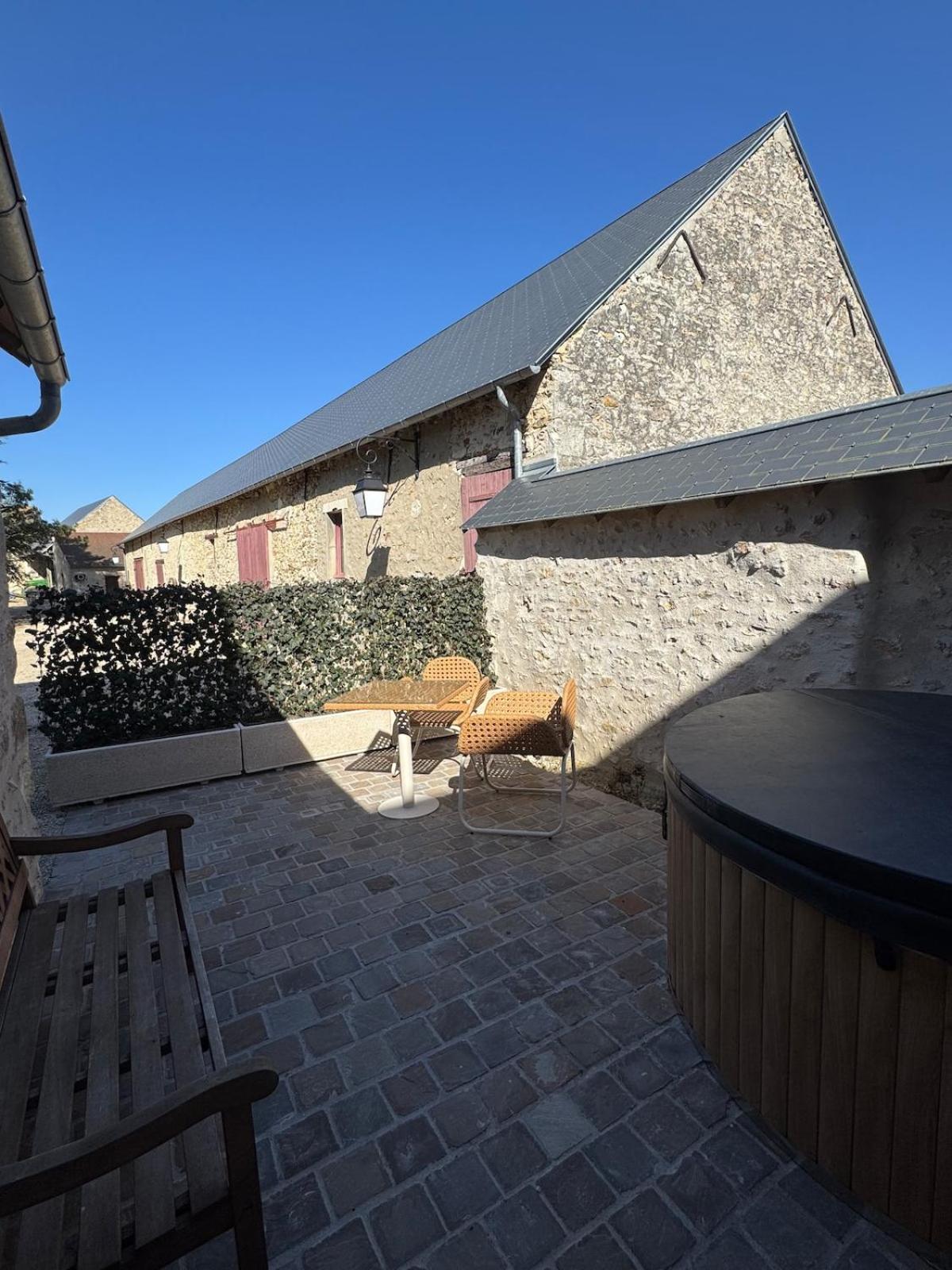 Le Cottage Maisonnette Dans Corps De Ferme Ollainville Exterior photo
