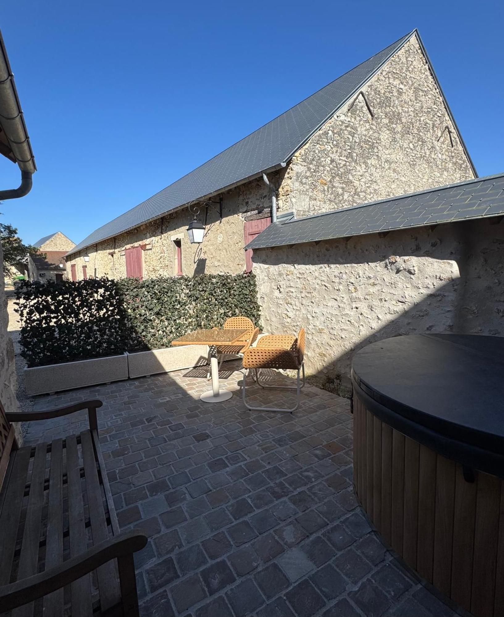 Le Cottage Maisonnette Dans Corps De Ferme Ollainville Exterior photo